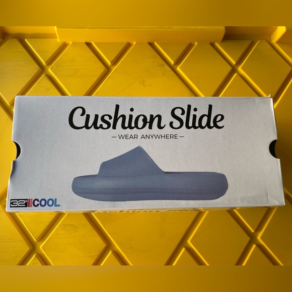 COPY - 32 Degrees COOL Cushion Slide - Blue - Medium - Picture 6 of 8